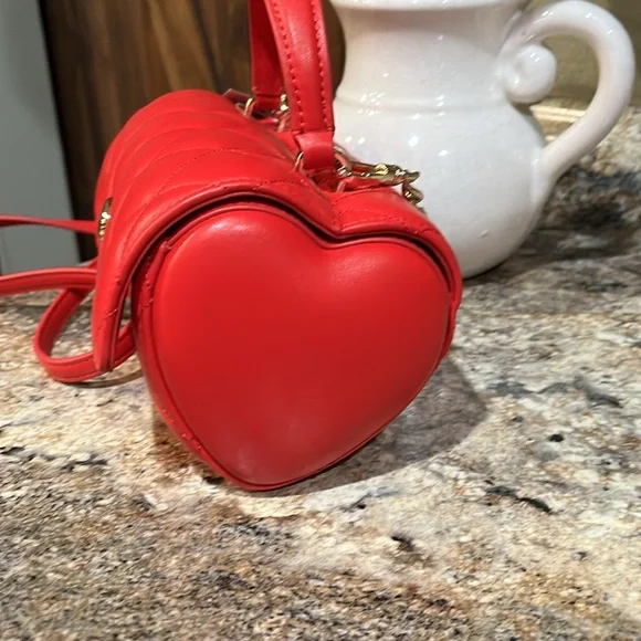 Kate Spade NWT Heart Barrel Quilted Crossbody - Picture 5 of 7